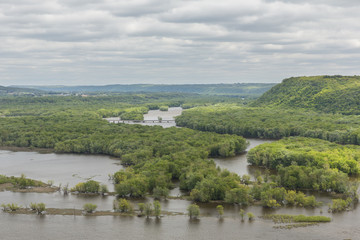 Fototapeta na wymiar Mississippi River Scenic View