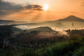 Obraz premium The landscape photo, beautiful sea fog in morning time at Khao Kho, Phetchabun in Thailand