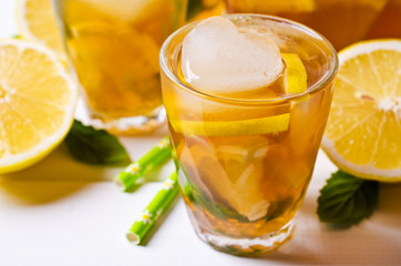 Cold tea with ice