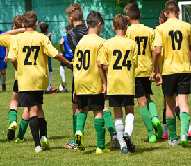 Obraz premium Young soccer players after the match