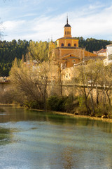 Obraz premium Jucar river crossing the city of Cuenca, Spain