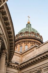 Obraz premium Columns and dome of the Kazan Cathedral in St. Petersburg