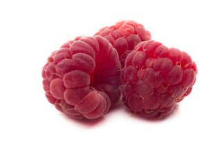 Himbeeren auf wei&szlig;en Hintergrund