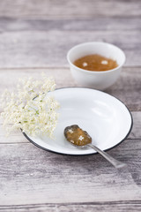 Holunderblütengelee