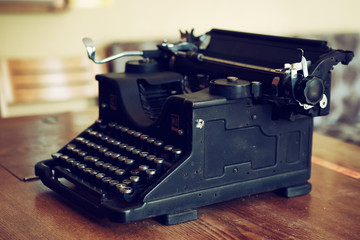 Fototapeta na wymiar Antique typewriter