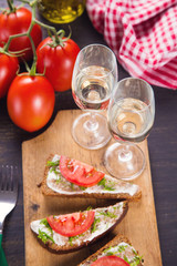 sandwich with vine
