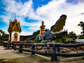 crocodile, alligator, mugger, sculpture, molded,figure,shrine,wangsammor,thai