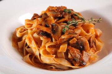 pasta with mushrooms and sauce