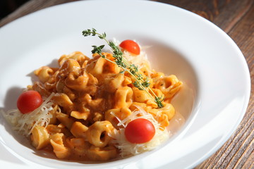 ravioli with cheese and sauce