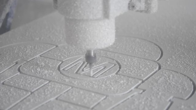 milling machine carves the form