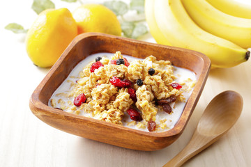 フルーツグラノーラ　Fruit granola