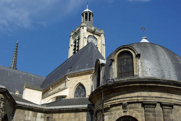 Chevet de l'église Saint-Laurent dans le 10e arrondissement à Paris, France
