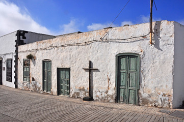 Altes, verlassenes, spanisches Haus auf Lanzarote, Kanarische Inseln