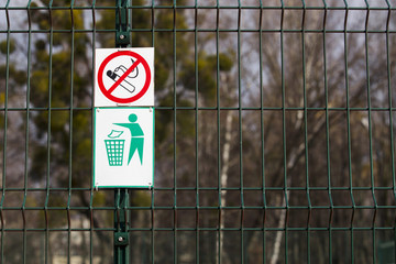 signs smoking is prohibited