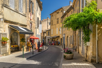 The hill top village of Lourmarin in the Luberon Provence - obrazy, fototapety, plakaty