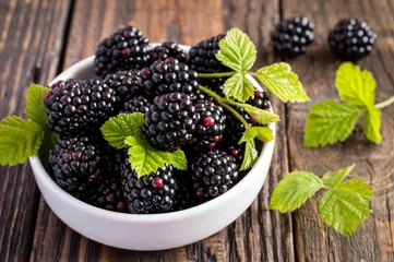 Crédence de cuisine en verre imprimé Fruits Fresh Blackberries