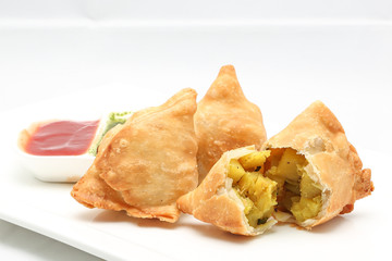 Singara Curry Puff