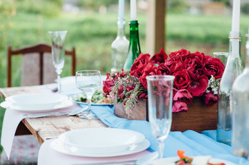 Wedding table setting in rustic style