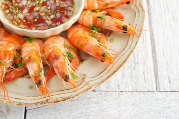 Shrimps with Seafood Chili Sauce