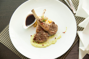  lunch menu with steaks, lamb.