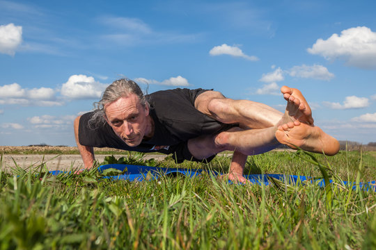 Enjoy Ayurveda and yoga in Nature