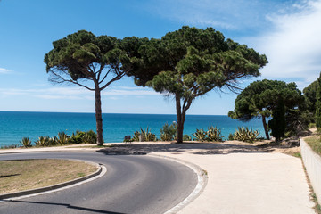Küstenstraße in Salou - Blick auf's Meer