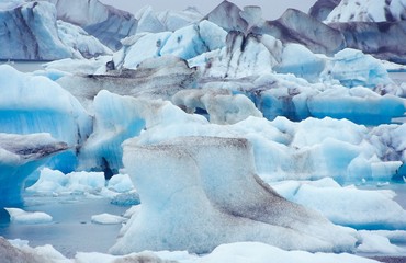 Eisberge auf dem Jökulsárlòn, Südisland, Island © Carola Vahldiek