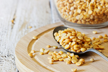 Dry peas in a spoon