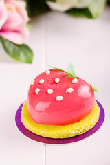 Strawberry mousse cake