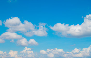 Obraz na płótnie Canvas cloudy with sun shines blue sky