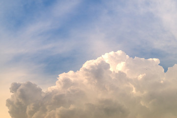 Wolken Himmel im Sommer 