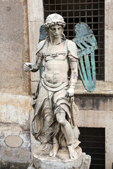 Obraz premium Rome - The Mausoleum of Hadrian (Castel of Sant' Angelo). The original marble statue of the angel by Raffaello da Montelupo.