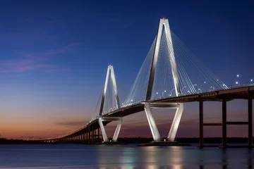  Zonsondergang bij de Arthur Ravenel Jr.-brug over de Cooper River in Charleston, South Carolina © gnagel