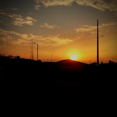 Fototapeta na wymiar Urban sunset at Guayaquil outskirts