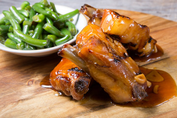 Pork with green beans
