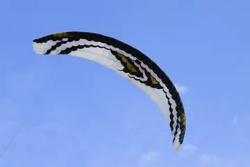 Fotobehang Luchtsport Kite surfing kite catching the wind.