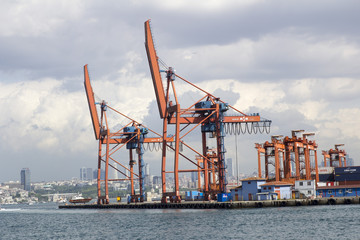 harbor cranes of İstanbul, Kadikoy