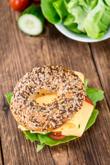 Bagel (with Gouda cheese)