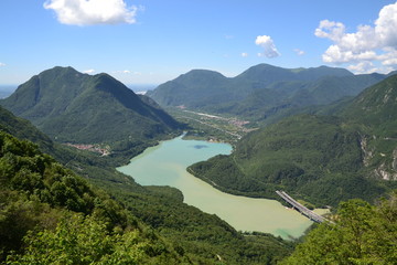 Fototapeta na wymiar Friuli - Lago di Cavazzo (visto dal m.te Festa)