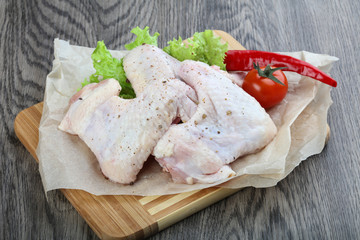 Raw chicken wings