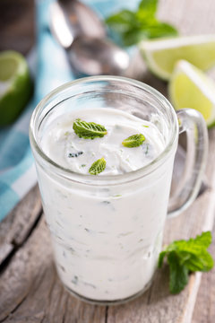 Mint and lime yougurt sauce
