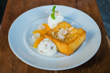 Honey Toast and Ice cream