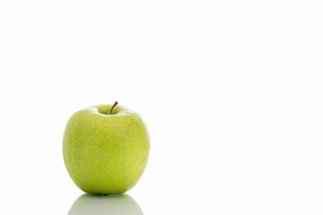 Green apple isolate on white background