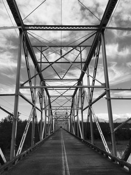Fototapeta Black and White Bridge