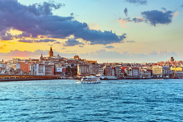 Naklejka premium ISTAMBUL,TURKEY-MAY 07, 2016: Istanbul View of the sunset in the