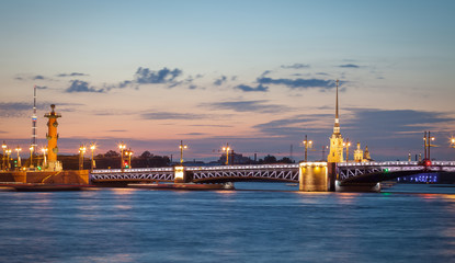 Fototapeta na wymiar Palace bridge, Peter and Paul Cathedral at night. Saint Petersburg