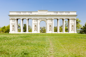 Obraz premium Colonnade on Reistna, Czech Republic
