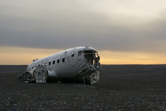 Crashed DC 3 Plane (Vik, Iceland)