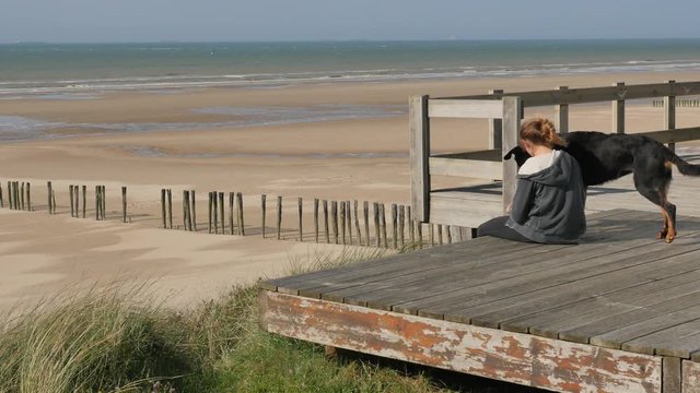 vacances &agrave; la plage avec le chien