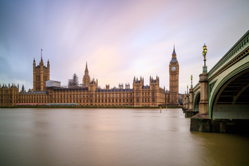Fototapeta na wymiar Big Ben and Houses of parliament